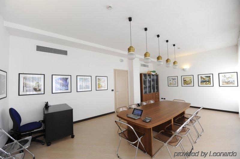 Corvetto Residence Porto Di Mare Milán Obchodní fotografie